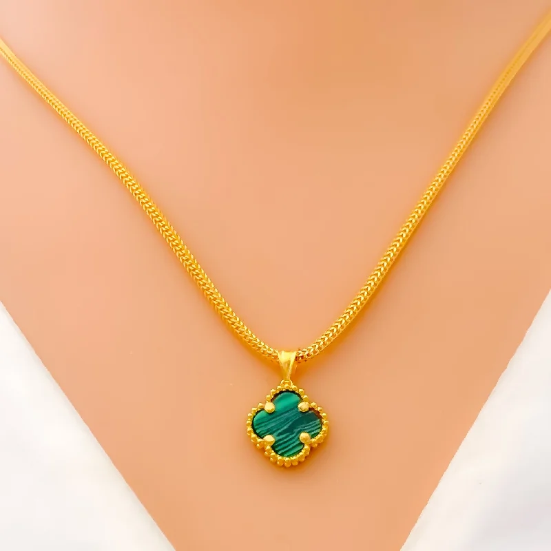 Captivating 21k Gold Clover Pendant Set W/Ring