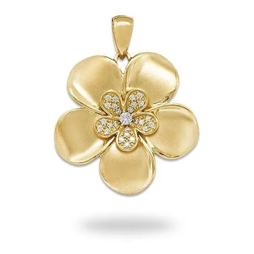 Plumeria Pendant in Gold with Diamonds - 28mm