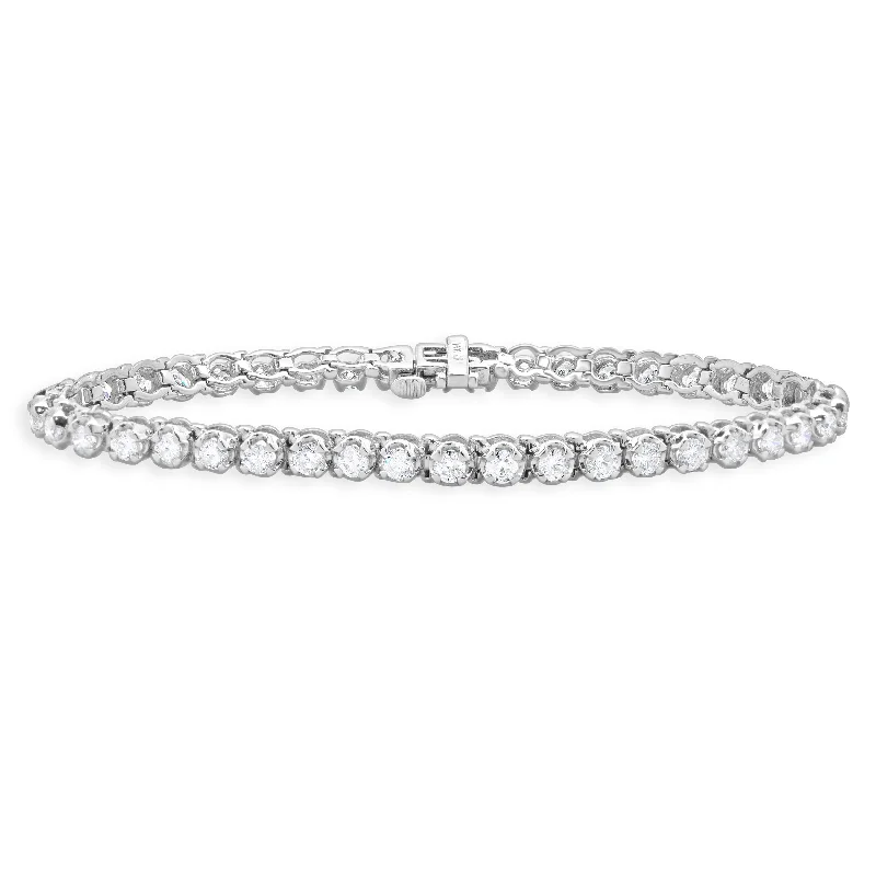 14 Karat White Gold Diamond Tennis Bracelet