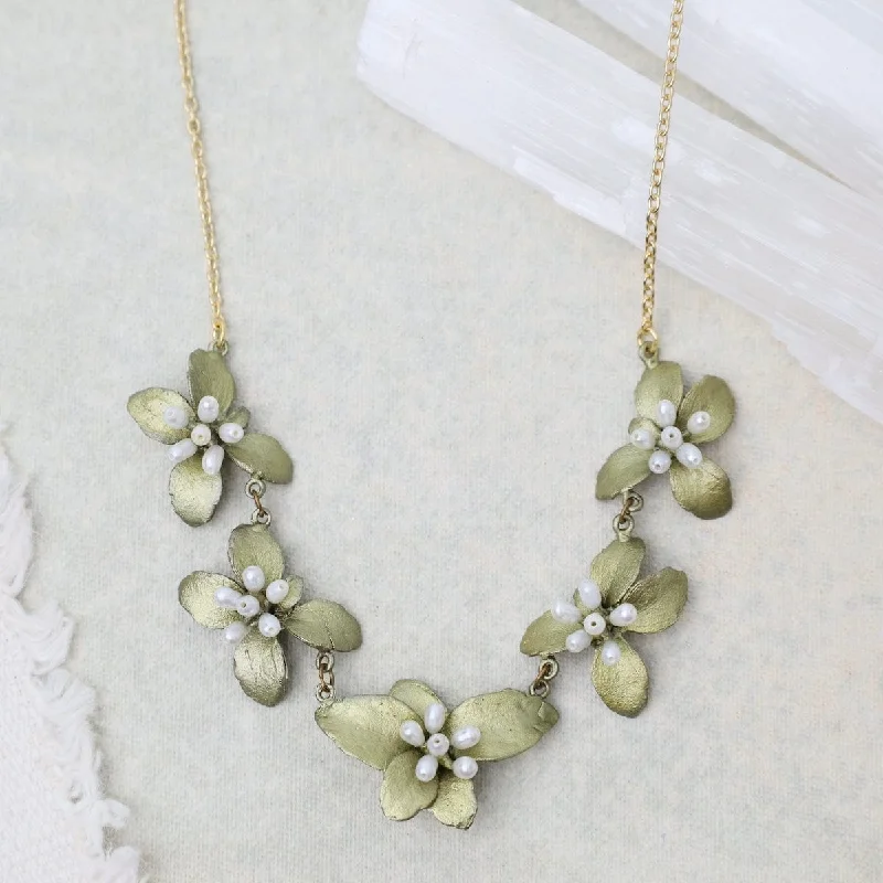 Pachysandra Necklace